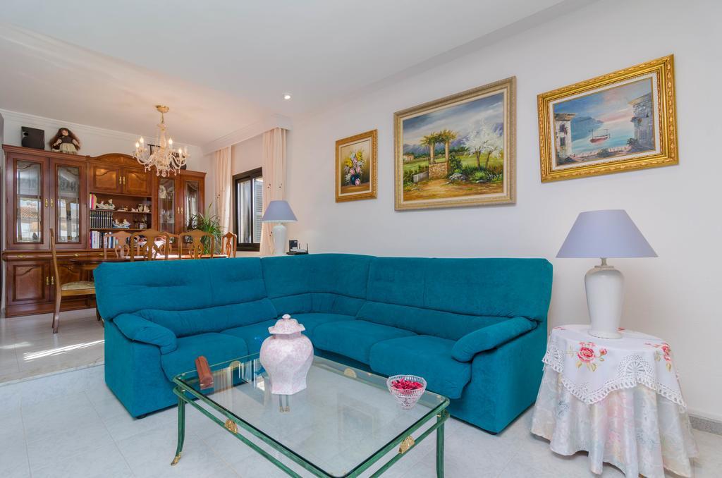 Celedonia Villa Лукмахор Екстериор снимка